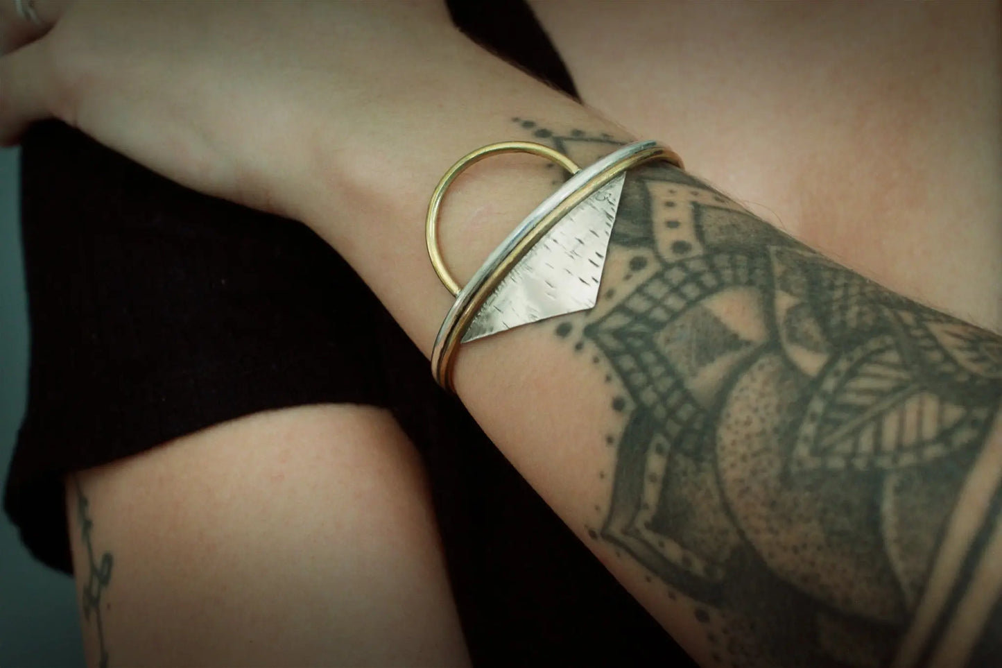 Manat Cuff Mena.K Jewelry